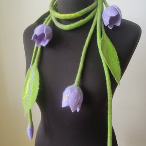 This botanical necklace is more than an accessory — it’s wearable art. Inspired by spring gardens and blooming tulips, it adds charm and elegance to any outfit, from casual to romantic.
