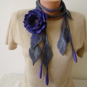 Purple felted wool necklace Felt flowers scarf women Felted flower brooch Felted jewelry Original gift for mom Felted lariat Floral scarf