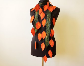 Handmade Merino Wool Felt Leaf Necklace, Art to Wear Scarf