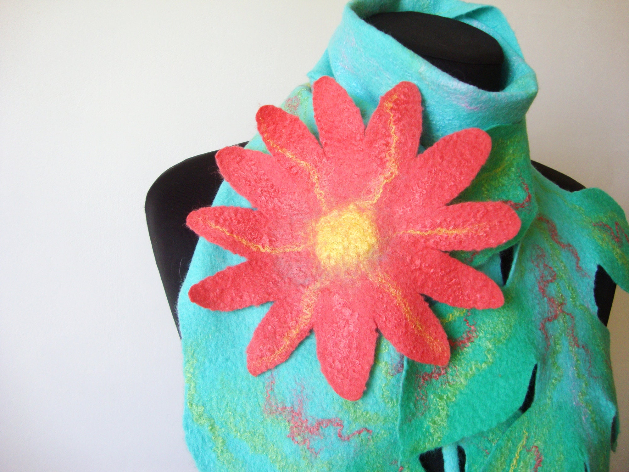 Felted Flower Scarf Women Warm Extravagance Scarf With Pink Etsy UK