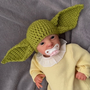 ENGLISH PDF pattern Baby Yoda Hat. Grogu Hat Pattern for any ages.