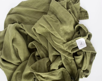 Olivgrön bambu muslin babyfilt