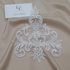 Elfenbeinfarbene Spitze Applikation, Ivory Spitze, französische Chantilly Spitze Applikation, 3D Spitze, Braut Applikation, Applikation M0061