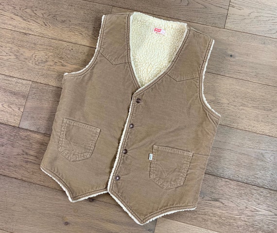 VTG 70’s corduroy Levi Strauss Sherpa vest Medium
