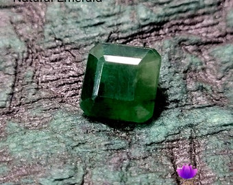 Natural Emerald | Square Emerald Cut | 8.5X8.5X6MM | 3.78 Carat | Untreated | Translucent