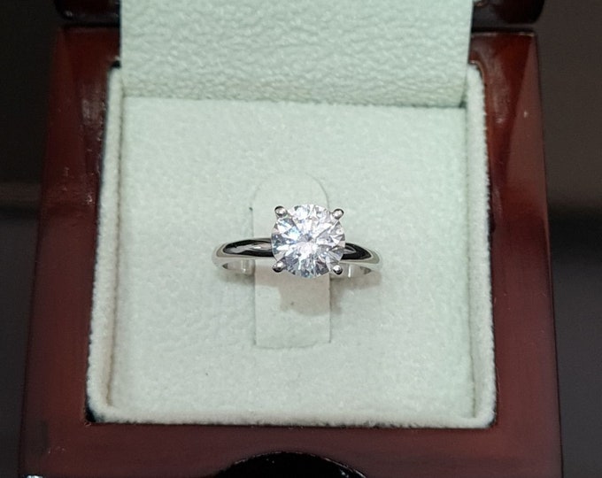 1 Carat F/SI1 Dazzling Diamond Engagement Ring Round Cut 14K White Gold