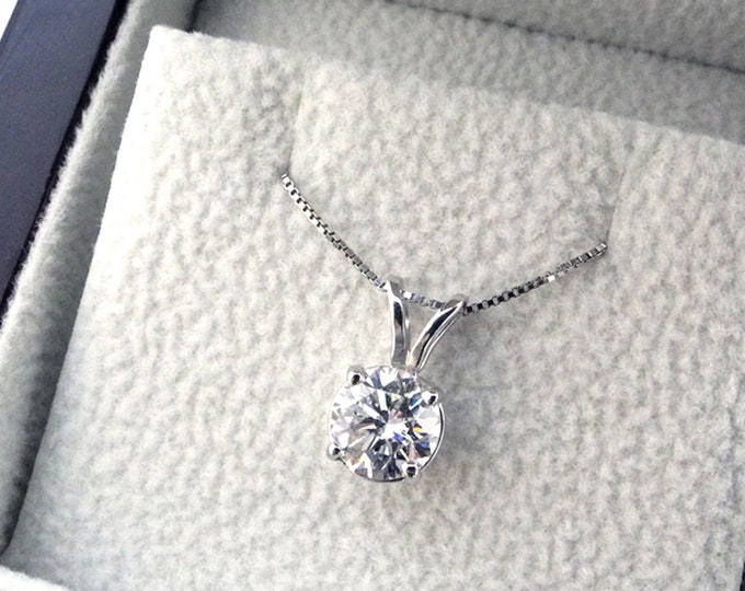H/SI1 Genuine Solitaire Diamond Pendant 3/4 Ct Round Cut 950 Platinum, Ladies Pendant and Necklace