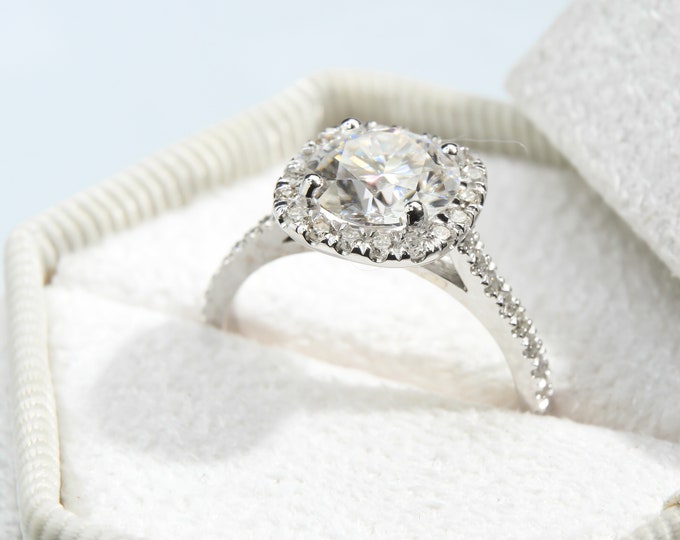 One Carat, Halo Ring, Diamond Ring, Engagement Ring, Classic Design, Bridal Ring, Platinum Ring, Pave setting, Women's Ring, Natural Diamond