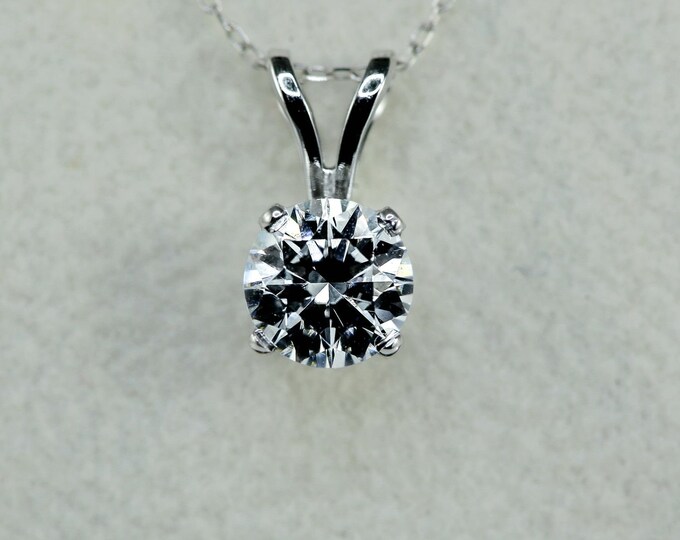Dazzling Diamond Pendant 3/4 CT Round D/VS1 14K White Gold
