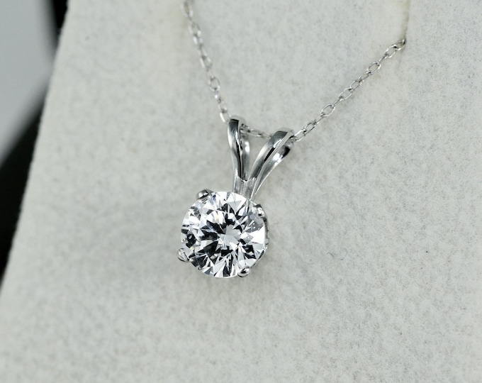 0.70 CT F/SI1 Women's Solitaire Round Cut Diamond Pendant 18K White Gold
