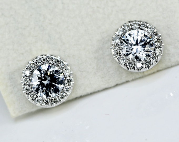 Diamond Stud Earrings 2 3/4 CT Round Cut D/SI1 14K White Gold Sparkling
