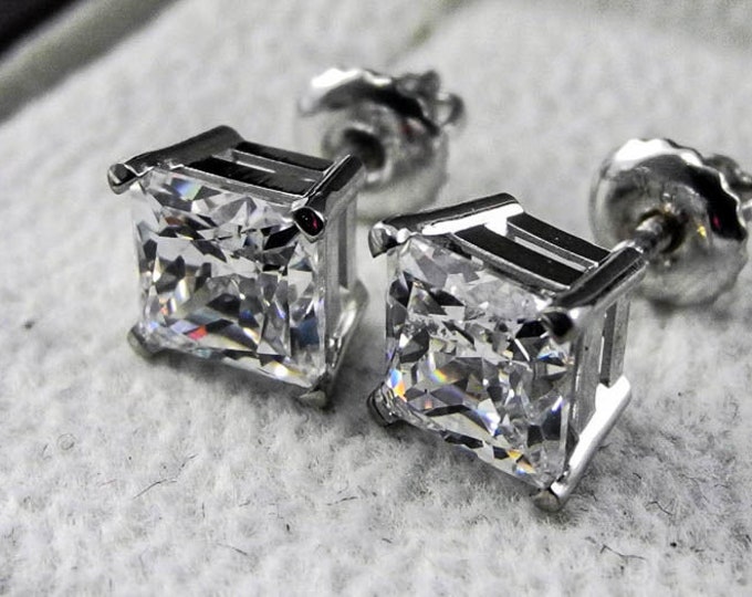 Princess Cut 1.00 CT D/VS2 Classic Diamond Stud Earrings 14K White Gold