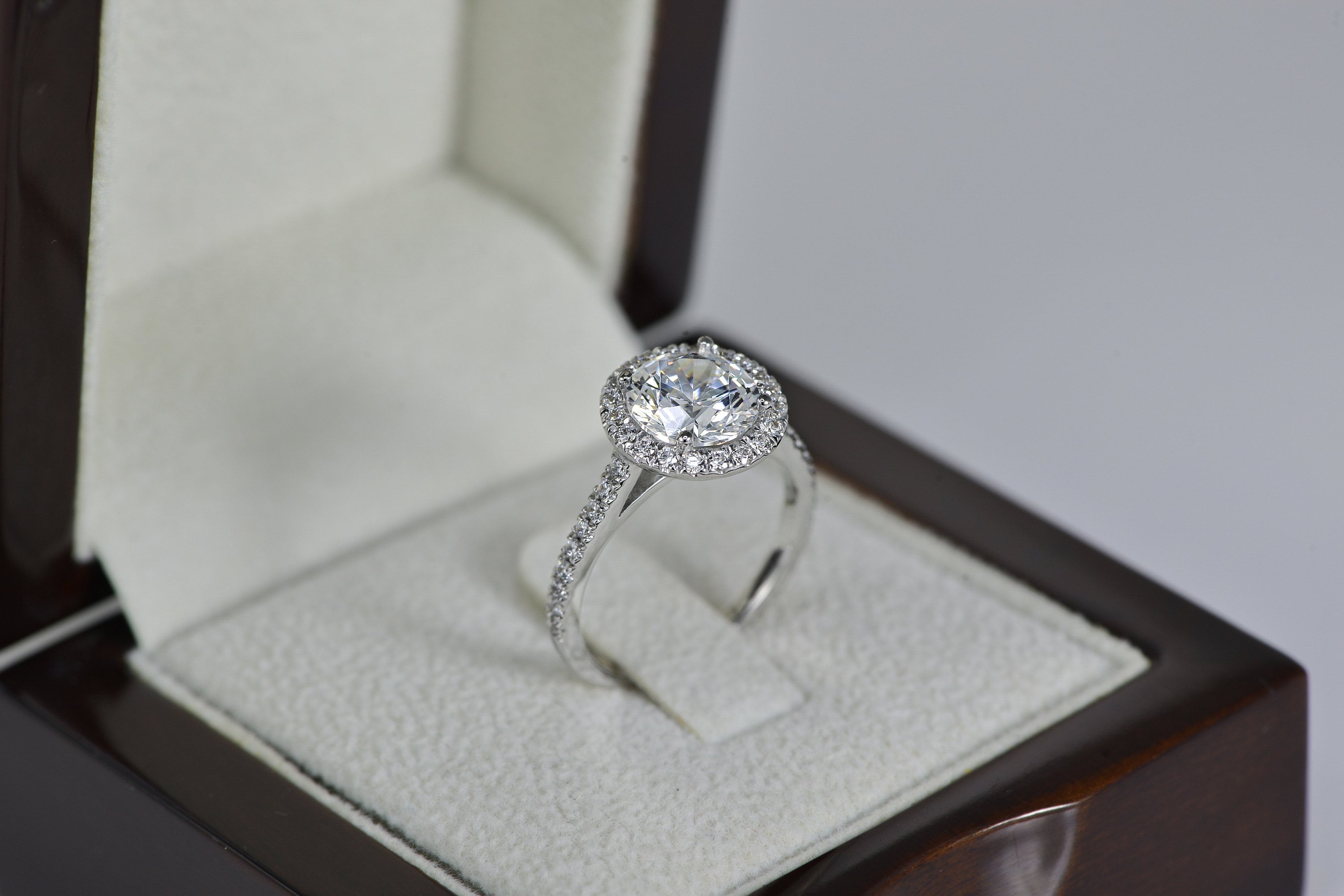 Layla Diamond Engagement Ring -14K White Gold, Halo, 1.25 Carat, – Best  Brilliance