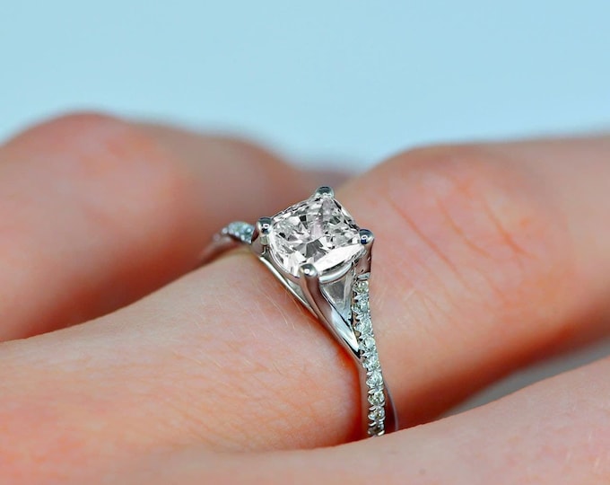 2 2/3 Carat Brilliant Cushion Cut Diamond Engagement Ring H/VS2 14K White Gold
