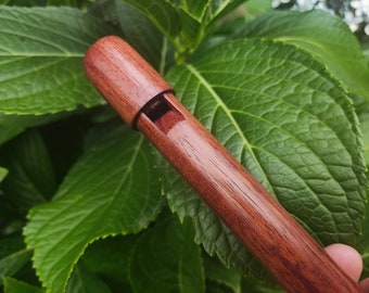 Wooden Tin Whistle in High D handmade out of Bubinga | African Rosewood Wooden Recorder | Small flute for Folk and World Music | Rui Gomes
