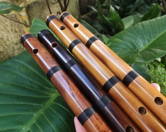 Minor harmonic bamboo flute. Rustic baroque sounding instrument with an Ethnic design | Quality bamboo Flute with an intuitive scale