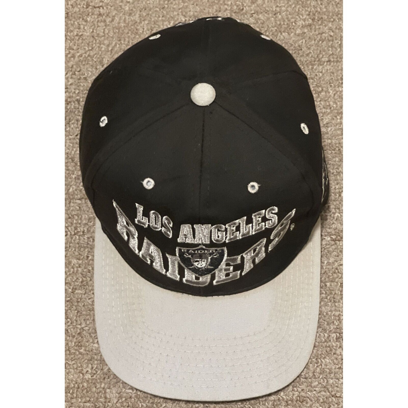 90s NFL Las Vegas Raiders vintageキャップ New Era Las Vegas Raiders 'Vintage Champions' 19TWENTY