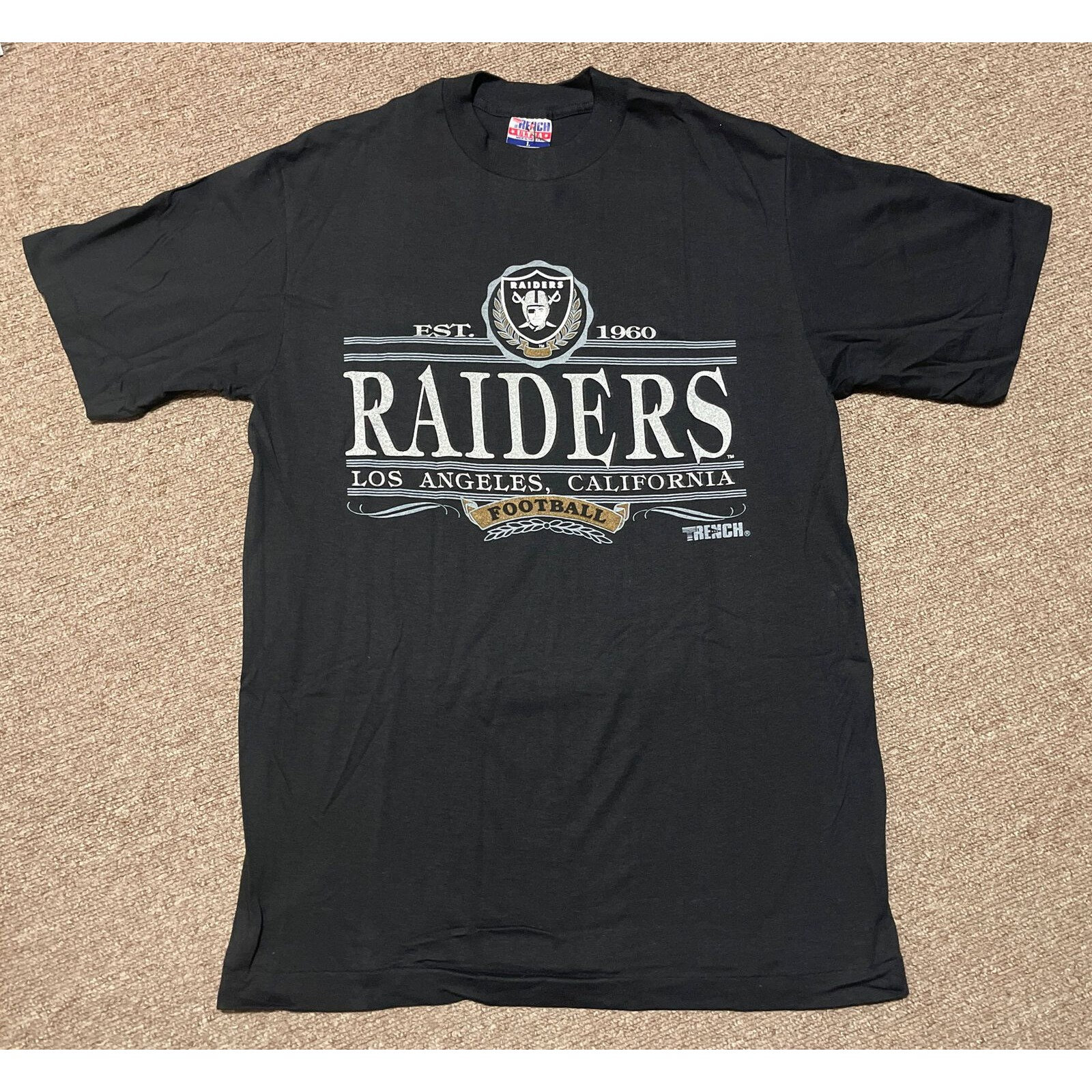 90s NFL LOS ANGELES RAIDERS Tシャツ シングル 90s Los Angeles RAIDERS T-shirt by Michael Johnson T's / NFL