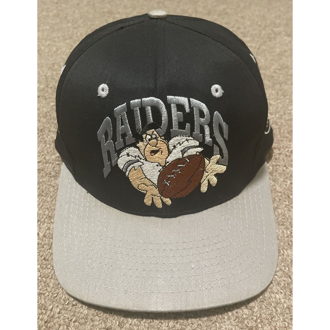 1993年 レイダース×フリントストーン ヴィンテージキャップ Vintage 1993 Los Angeles Vegas Oakland Raiders Flintstones