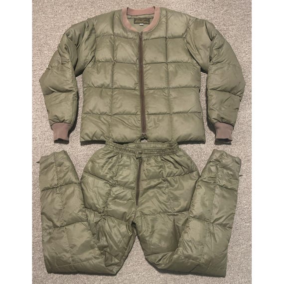 Eddie Bauer, Vintage 60s 70s Small Eddie Bauer Premium Goose Down Quilted Jacket Pants Suit