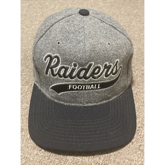 Vintage 90s Los Angeles Vegas Raiders NFL Starter… - image 1