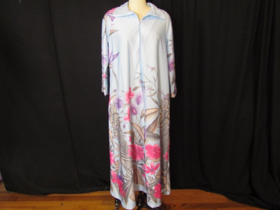 Vintage floral robe, 60's, 70's, med/lg - image 3