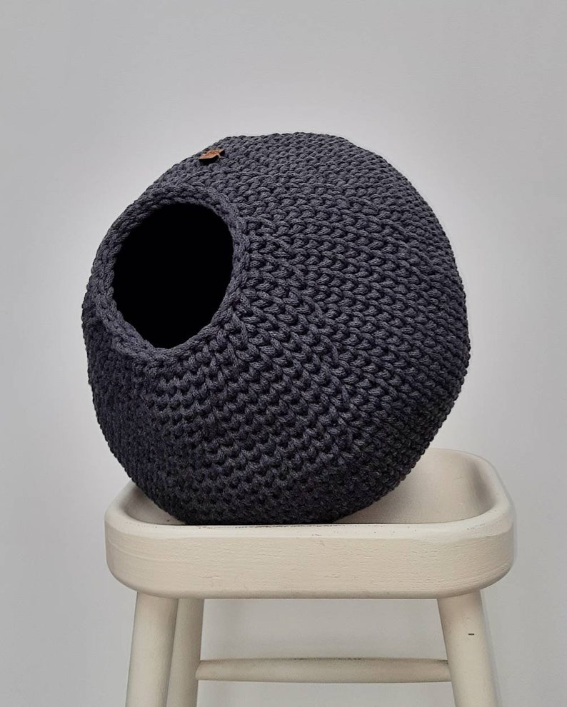 CAT CAVE, cesta para gatos de cordón de algodón, acurrucado para gatos de ganchillo, cama para gatos hecha a mano graphite