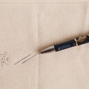 Super Fine 0.38mm Tip Heat Erasable Pen for Embroidery Transfer Sewing Quilting Fabric Marker
