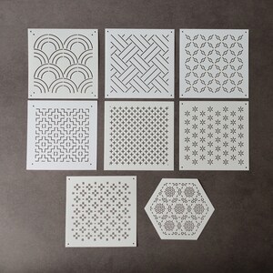 30 Pochoirs Sashiko Motifs Géométriques - Plastique Durable 13x13cm - Idéal Broderie, Quilt, Couture DIY