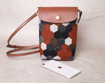 Kit de bricolage pour sac à bandoulière pour téléphone Robin - Kit de couture patchwork hexagonal avec pièces en cuir