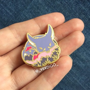 Little fox enamel pin