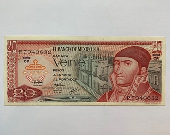 MEXICO Veinte Pesos RARE Bnknote. Front: José María Teclo Morelos Pérez y Pavón, a Mexican Currency. Back, Pyramid at Teotihuacan, Bills.