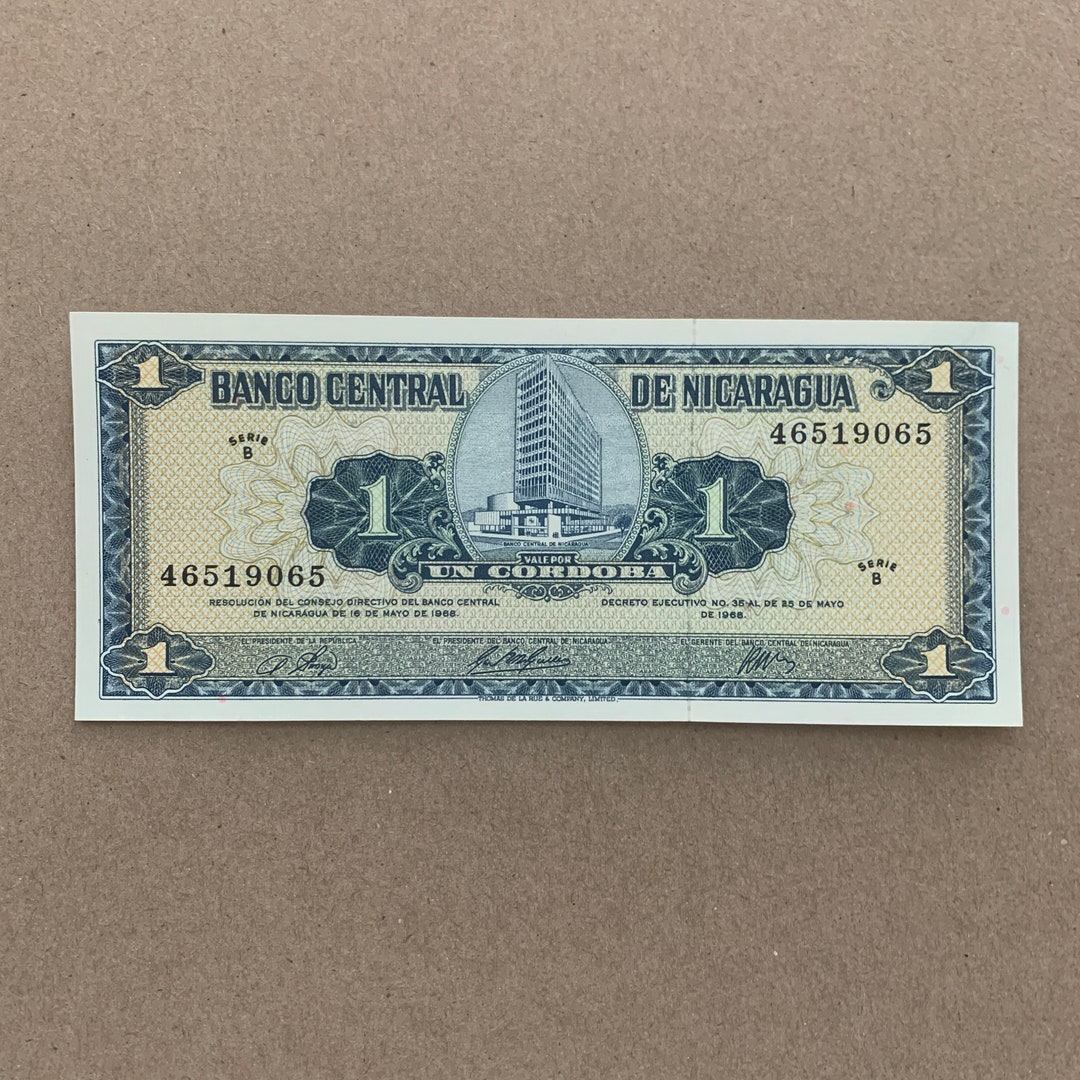1968 Nicaraguan One Cordoba Banknote. Nicaragua Currency. Central