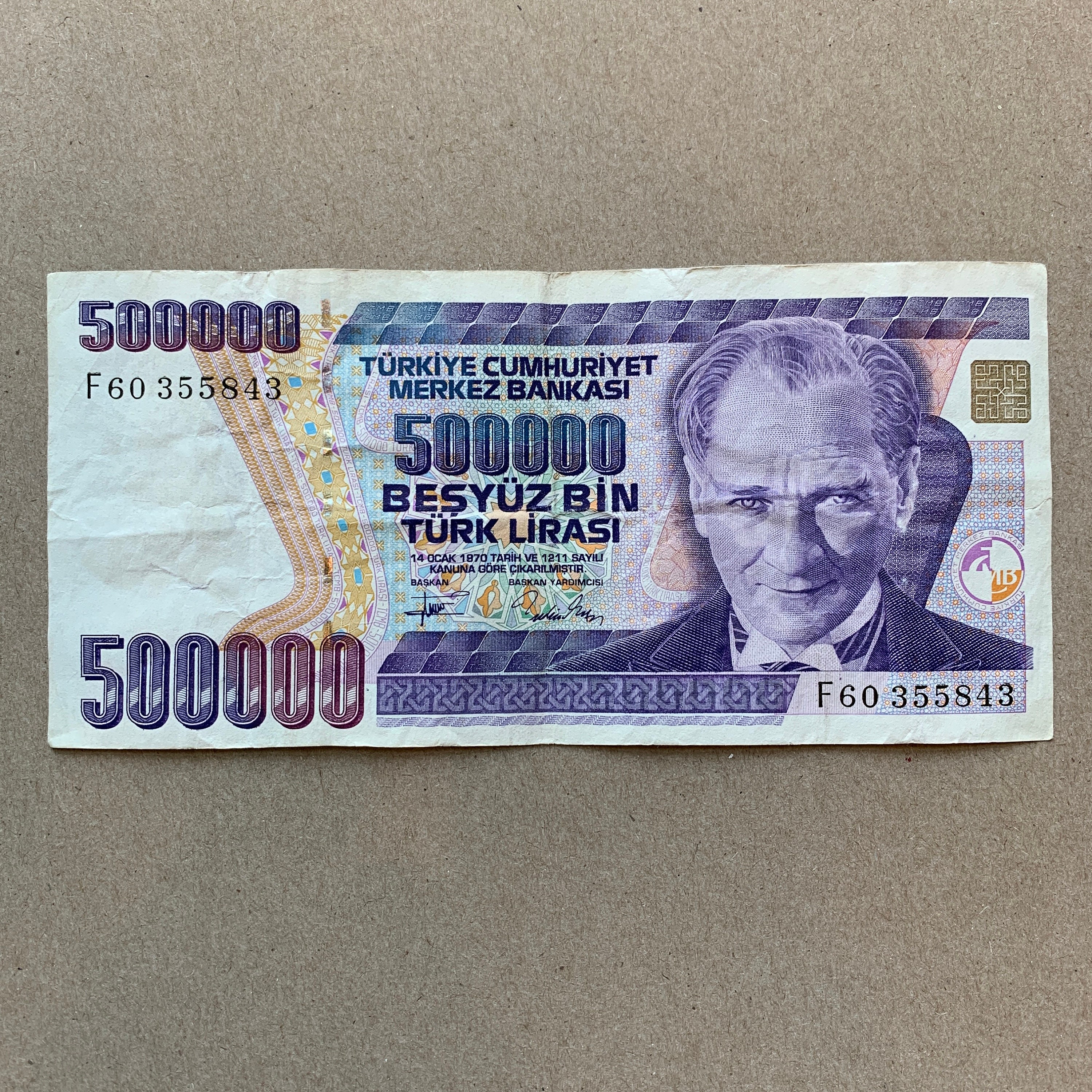 20000 турецких лир. Купюра 20000 lira 1970г. Купюра сто тысяч турецких лир. 20000 турецких лир. 20 000 лир.