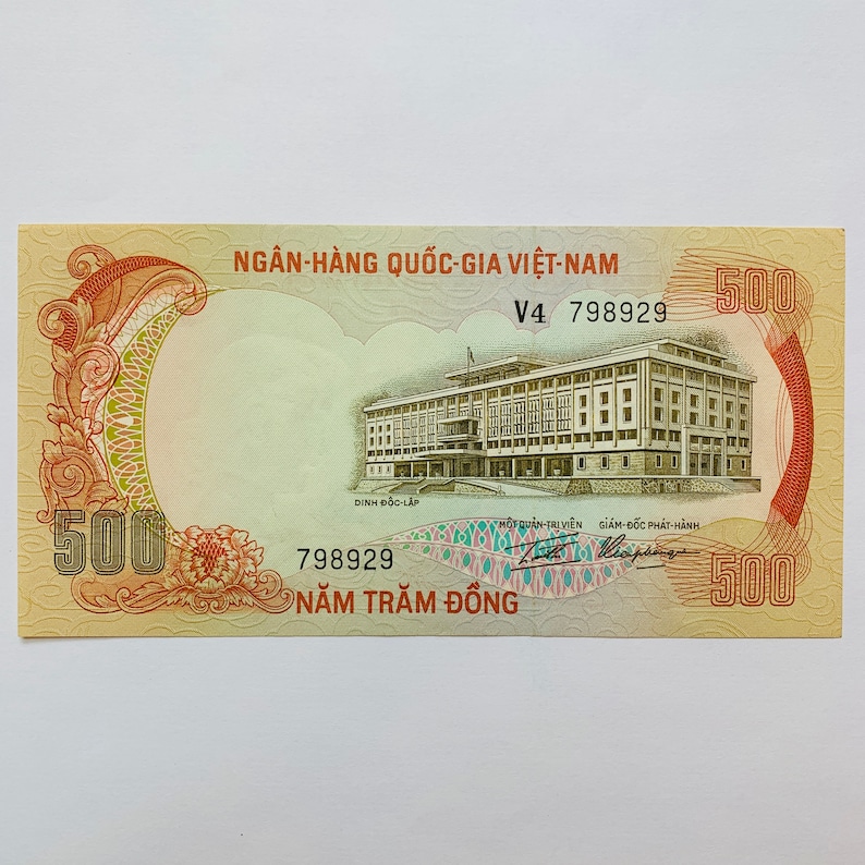 Iconic TIGER Note. Vietnam War Era South Vietnamese 500 Dong Banknote. Asian Currency.  Viet Nam Paper Money. Memorabilia. Artistic Bill.