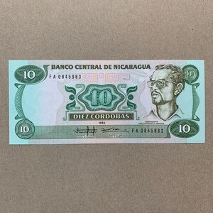 Nicaraguan Diez Córdobas Banknote. Nicaragua Currency. Carlos Fonseca Amador was a Nicaraguan teacher, librarian. Memorabilia Note. 
