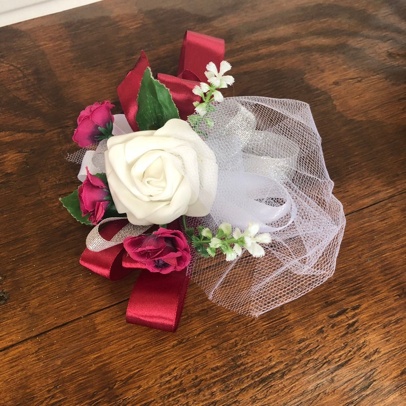 cost of corsage for prom