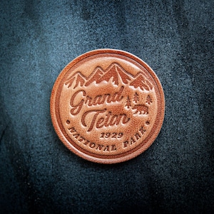 Grand Teton National Park Leather Magnet Circle Style