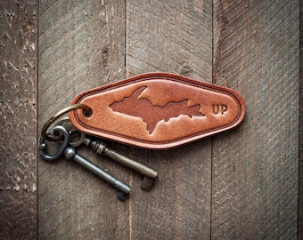 Upper Peninsula Michigan Leather Keychain Motel