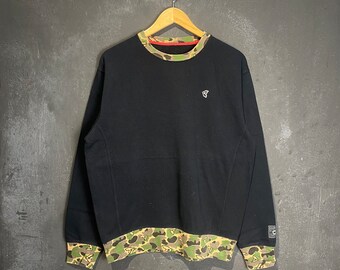 Famous Brand Streetwear Travis Barker Camo Crewneck