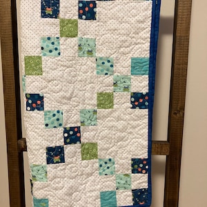 Baby boy classic Irish chain quilt kit. Patchwork quilt kit is pre-cut ready to sew from QuiltieSisterS image 9