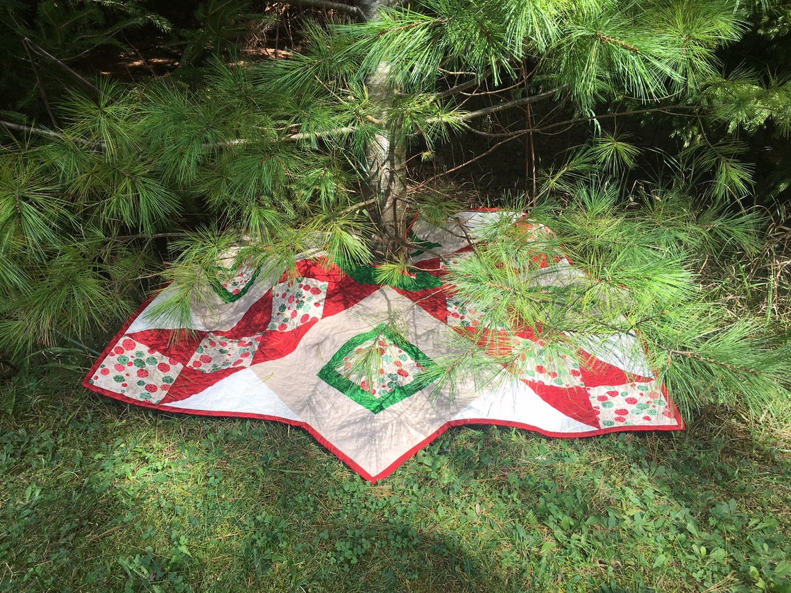 Christmas Tree Skirt Quilt Kit From QuiltieSisterS Etsy
