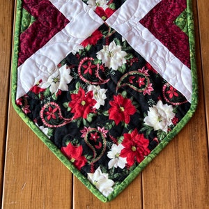 Christmas Quilt Kits, Poinsettia Table Runner, Pre cut quilt kits for beginners, Christmas Table Runner Quilt Kits from QuiltieSisterS image 2