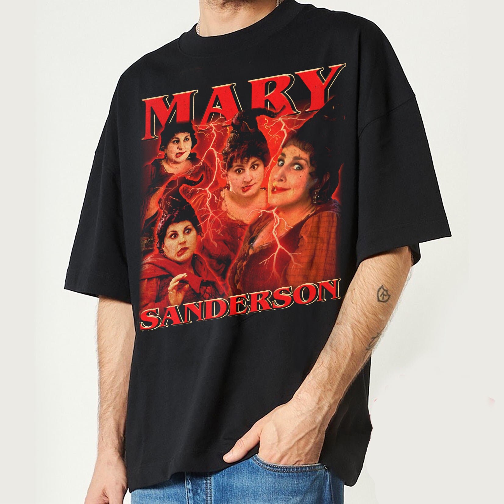Discover Mary Sanderson Vintage T Shirt