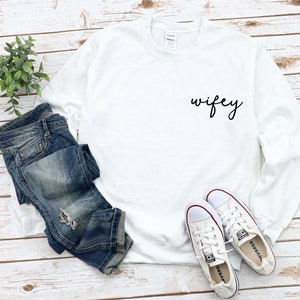 Wifey Bridal Shower Casado Comprometido Bolsillo Unisex Fleece Sudadera