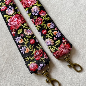 Handmade Bagstrap Telephone necklace Camera strap - bohemian flowers - bestselling gift - pink cottagecore lovers