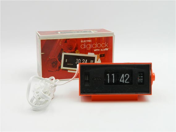 Orange Vintage Space Age Flip-number Alarm Clock by Artin, Model
