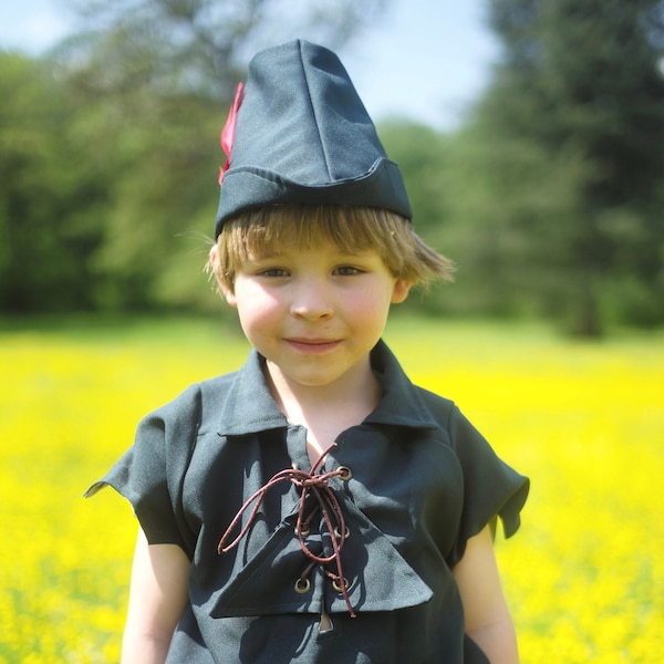 Déguisement Peter Pan, tunique doublée et chapeau à plume, enfant et adulte