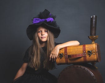 Chapeau de sorcière taffetas, noeud velours violet, tulle noir, mini sorcière, perles