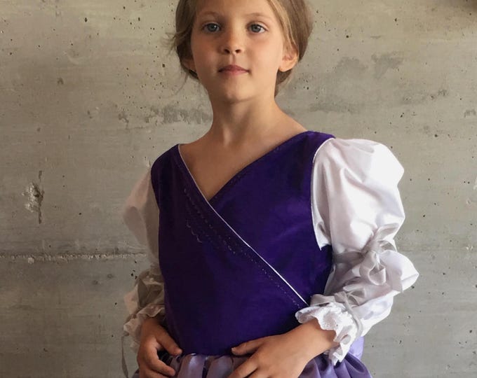 Girls’ Princess Dress in Purple Velvet and Lilac Satin – Broderie Anglaise, Tulle Skirt & Cotton Lining – Customizable Colors